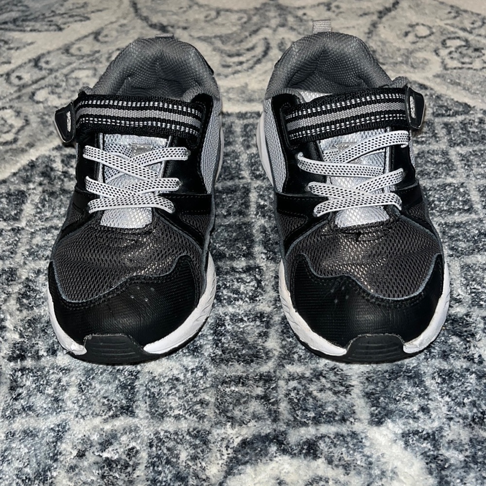 Stride Rite Made2Play Shoes 13 Wide